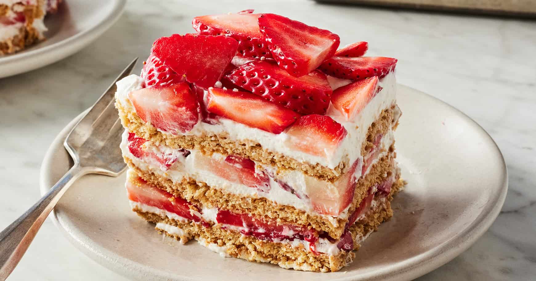 Strawberry Icebox Cake with Graham Crackers and Whipped Cream